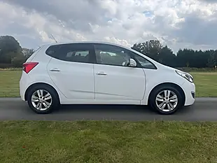 Used 2015 Hyundai Ix20 Style White - Interior and Exterior details 2