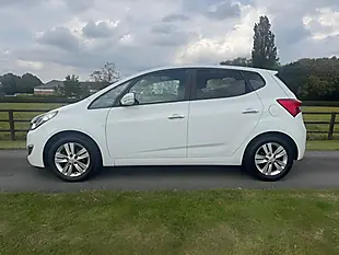 Used 2015 Hyundai Ix20 Style White - Interior and Exterior details 6