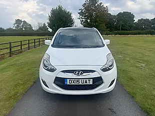 Used 2015 Hyundai Ix20 Style White - Interior and Exterior details 8