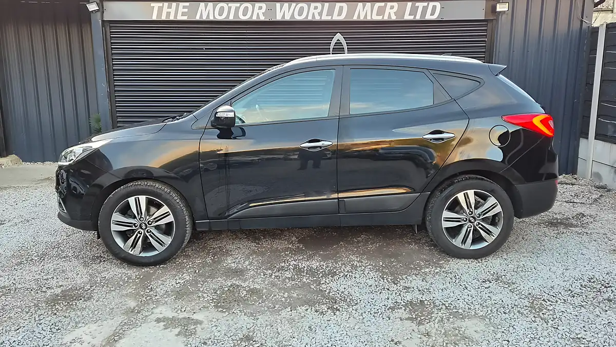 Used 2015 Hyundai IX35 Premium Black - Interior and Exterior details 7