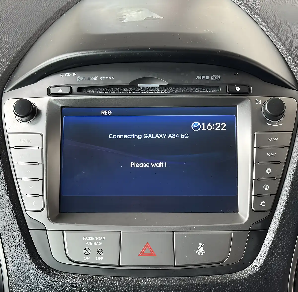 Used 2015 Hyundai IX35 Premium Grey - Interior and Exterior details 16