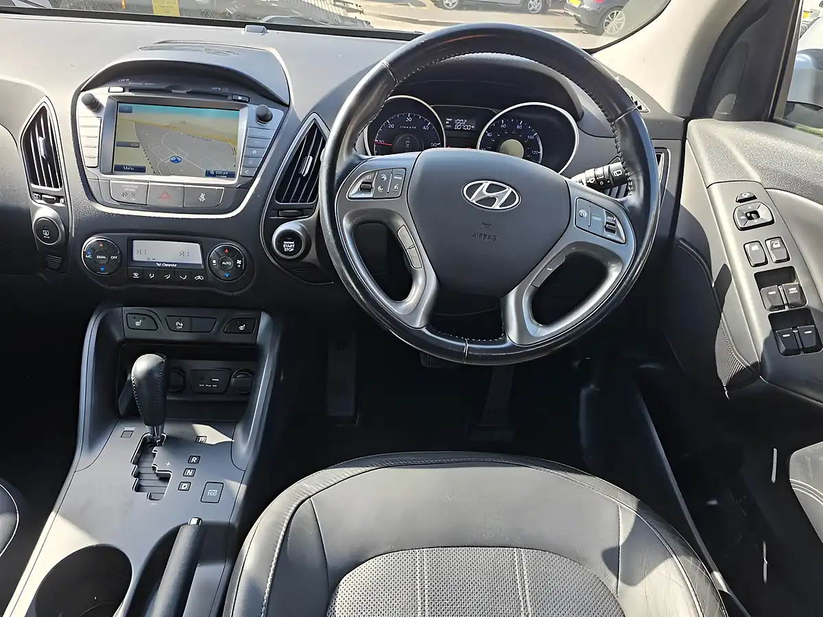 Used 2015 Hyundai Ix35 Premium Silver - Interior and Exterior details 6
