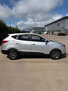 Used 2015 Hyundai IX35 S Silver - Interior and Exterior details 6