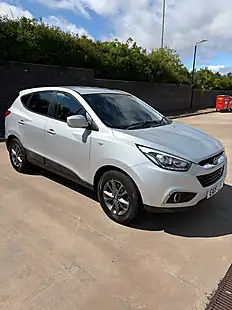 Used 2015 Hyundai IX35 S Silver - Interior and Exterior details 7