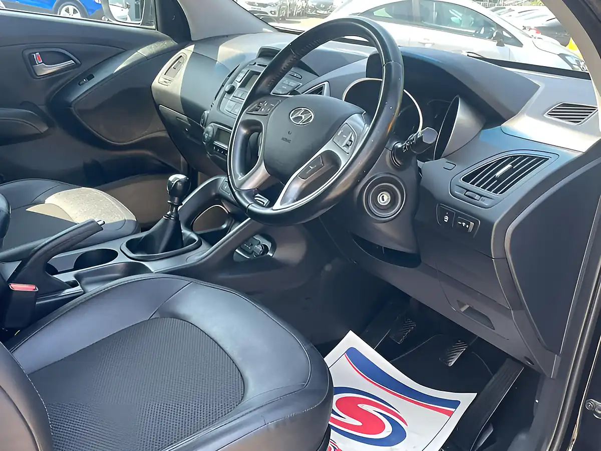 Used 2015 Hyundai ix35 Se Black - Interior and Exterior details 12