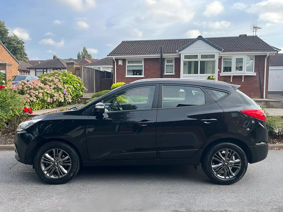 Used 2015 Hyundai ix35 Se Black - Interior and Exterior details 3