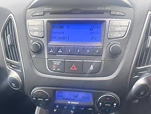 Used 2015 Hyundai IX35 Se Blue - Interior and Exterior details 13