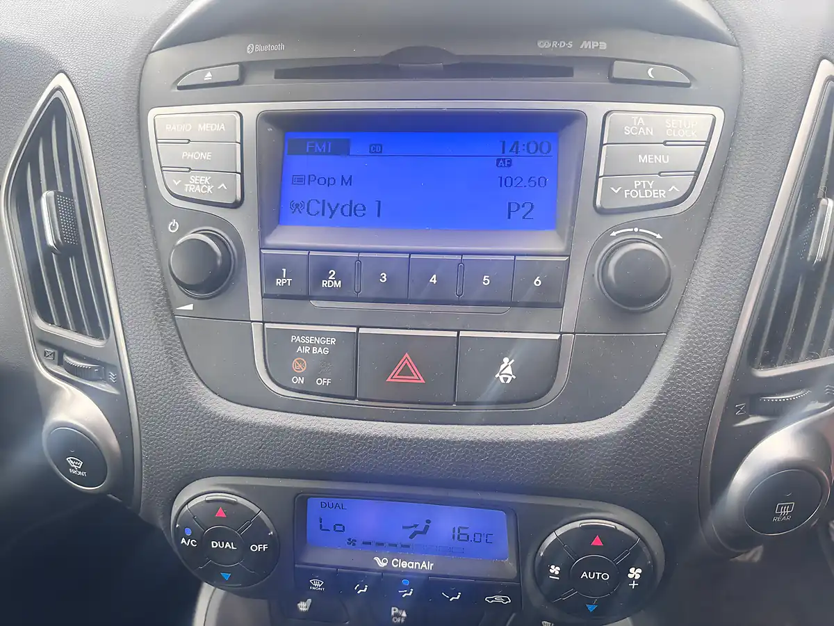 Used 2015 Hyundai IX35 Se Blue - Interior and Exterior details 13