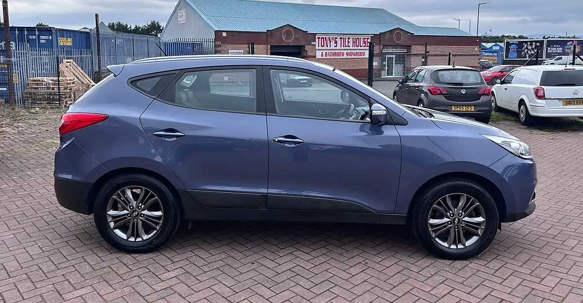 Used 2015 Hyundai IX35 Se Blue - Interior and Exterior details 2