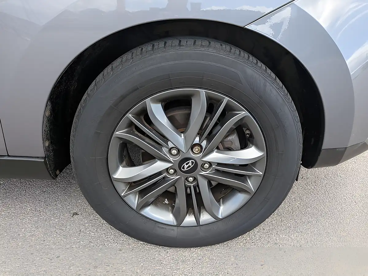 Used 2015 Hyundai ix35 Se Grey - Interior and Exterior details 12