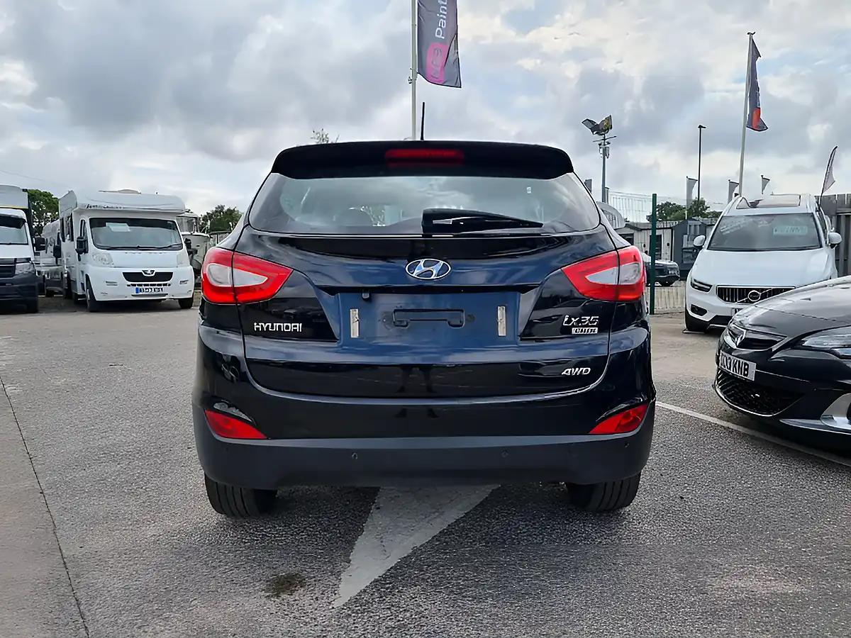 Used 2015 Hyundai ix35 Se Phantom Black Metallic - Interior and Exterior details 7