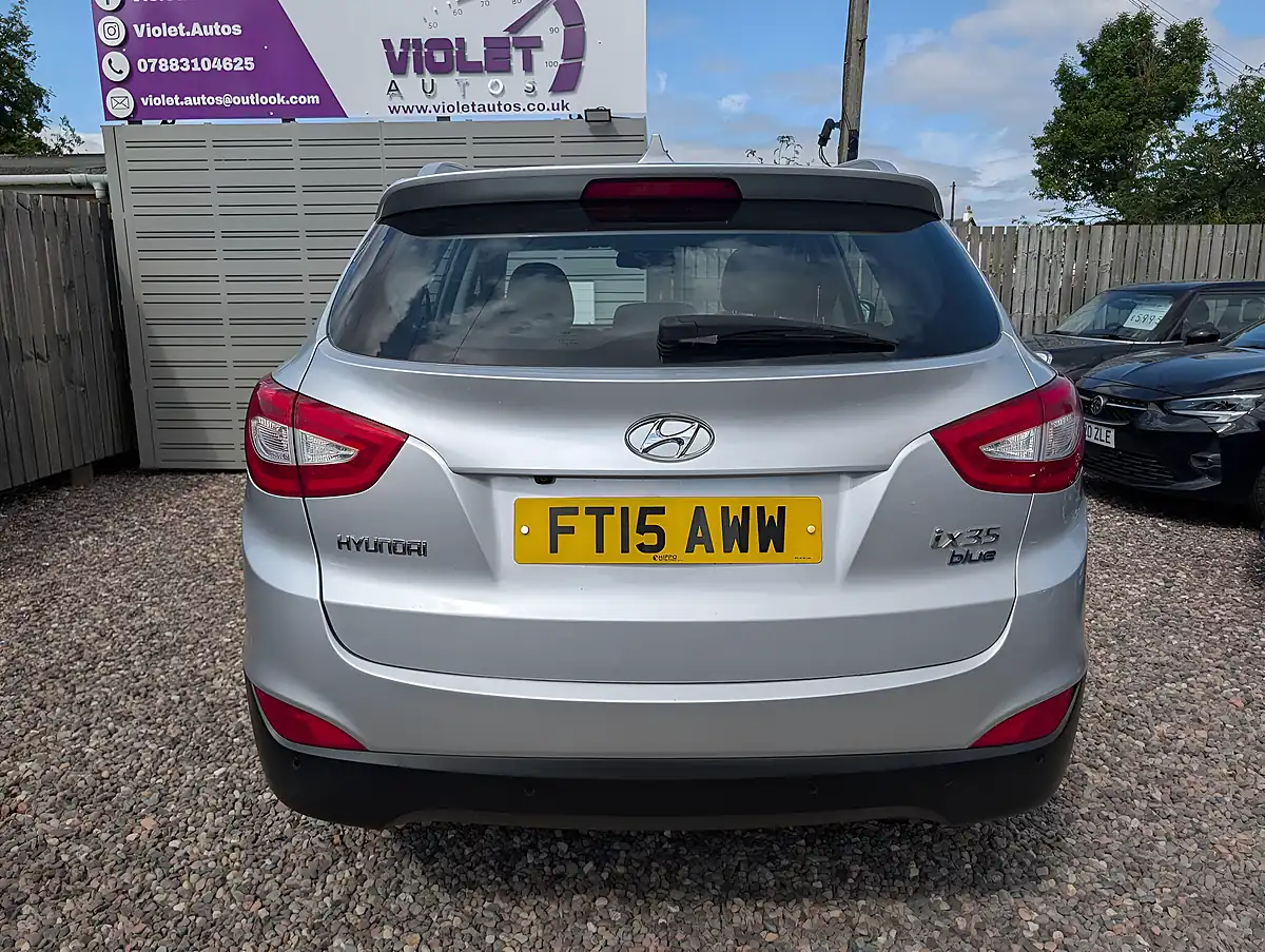 Used 2015 Hyundai IX35 Se Silver - Interior and Exterior details 10
