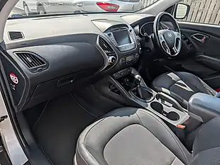 Used 2015 Hyundai IX35 Se Silver - Interior and Exterior details 12