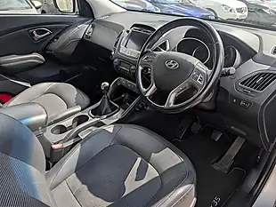 Used 2015 Hyundai IX35 Se Silver - Interior and Exterior details 13