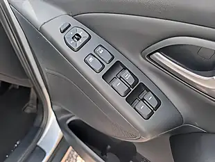 Used 2015 Hyundai IX35 Se Silver - Interior and Exterior details 15