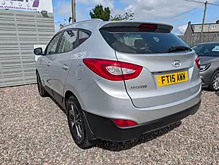 Used 2015 Hyundai IX35 Se Silver - Interior and Exterior details 5