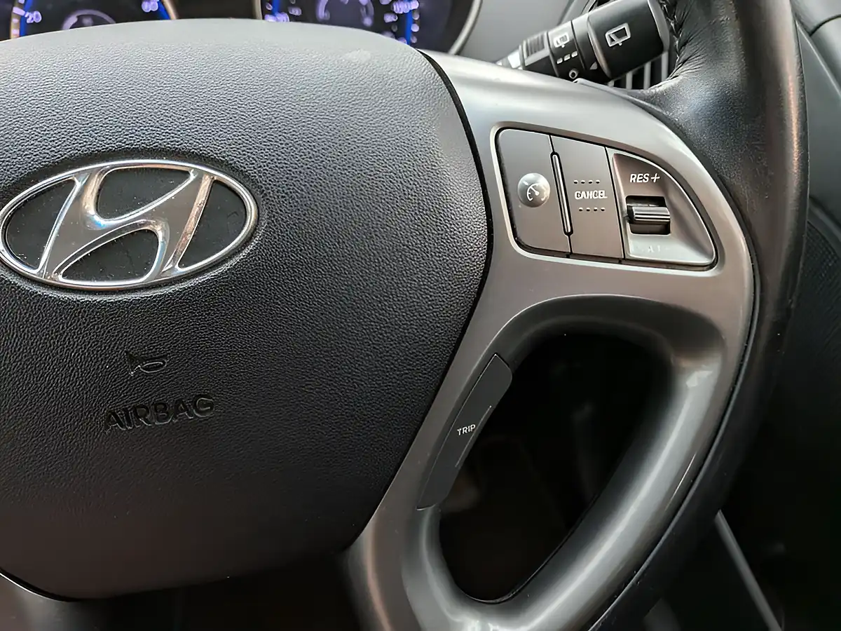 Used 2015 Hyundai ix35 Se Silver - Interior and Exterior details 10
