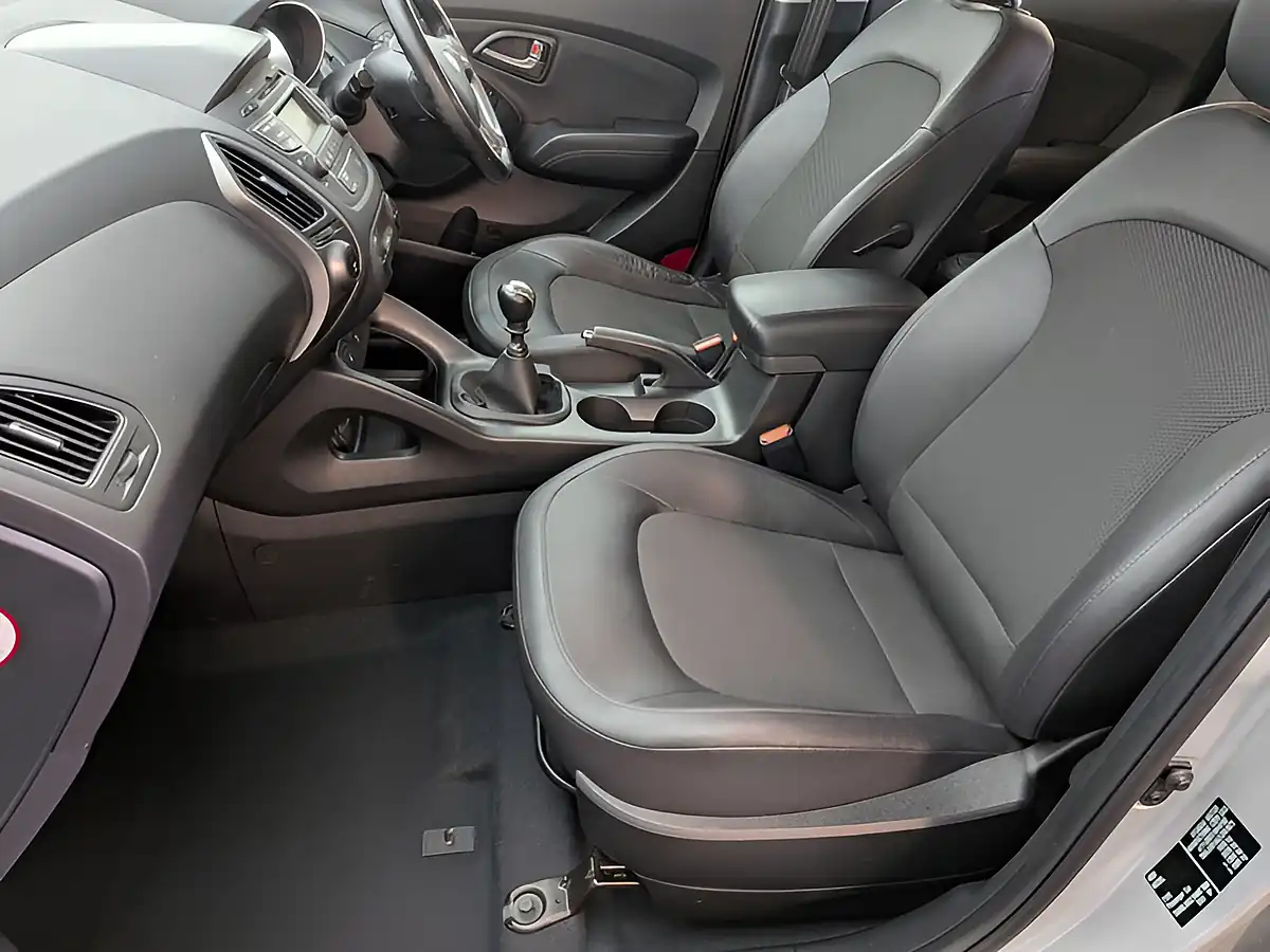 Used 2015 Hyundai ix35 Se Silver - Interior and Exterior details 18