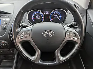 Used 2015 Hyundai ix35 Se Silver - Interior and Exterior details 9