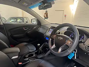 Used 2015 Hyundai Ix35 Se White - Interior and Exterior details 15