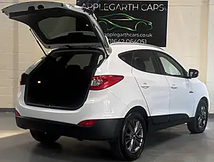 Used 2015 Hyundai Ix35 Se White - Interior and Exterior details 4
