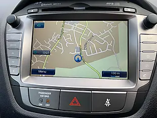 Used 2015 Hyundai ix35 Se White - Interior and Exterior details 16