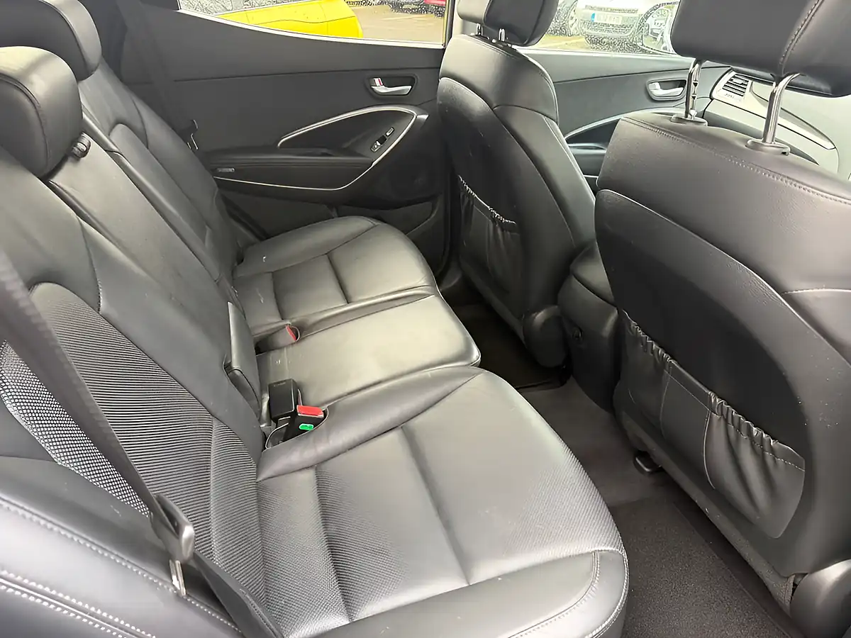 Used 2015 Hyundai Santa Fe Premium Blue - Interior and Exterior details 12