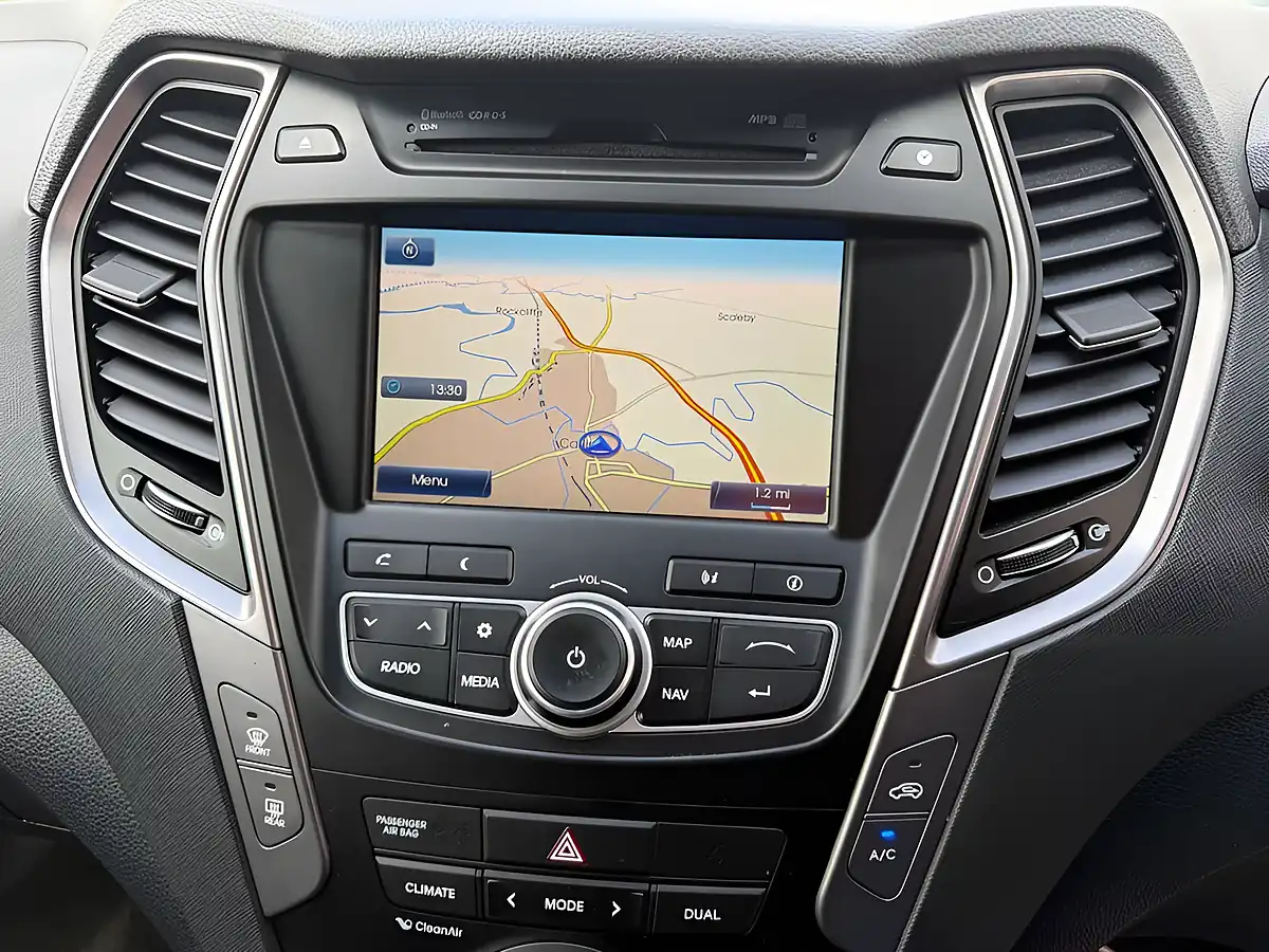 Used 2015 Hyundai Santa Fe Premium Blue - Interior and Exterior details 18