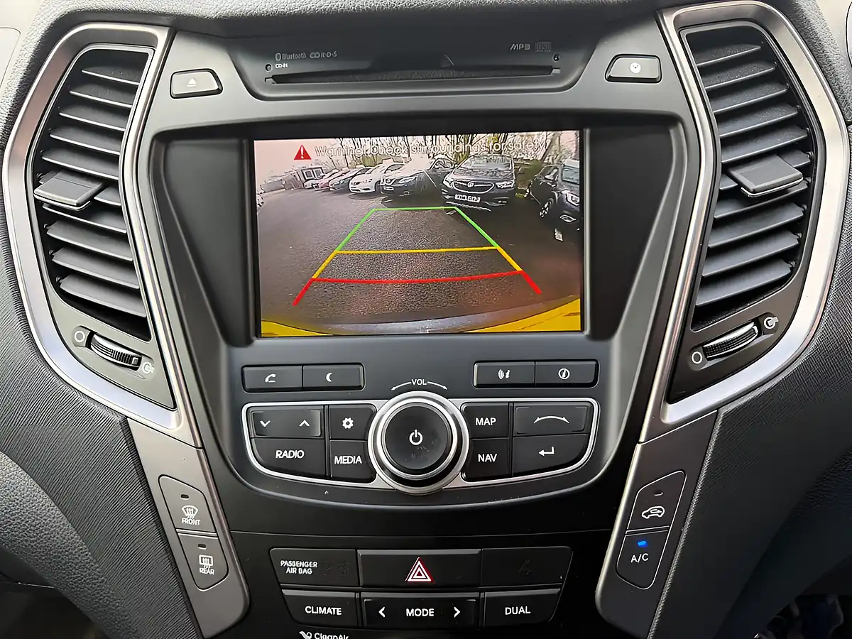 Used 2015 Hyundai Santa Fe Premium Blue - Interior and Exterior details 19