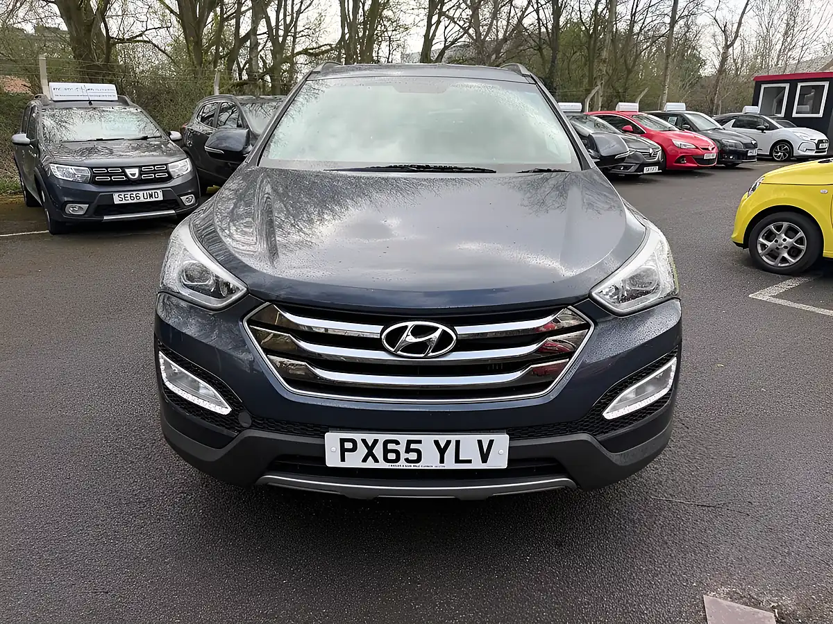 Used 2015 Hyundai Santa Fe Premium Blue - Interior and Exterior details 2