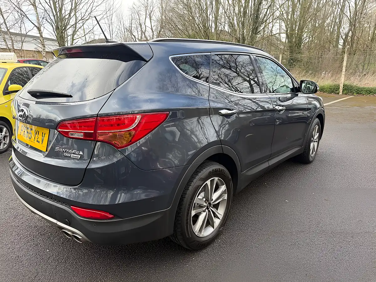 Used 2015 Hyundai Santa Fe Premium Blue - Interior and Exterior details 7