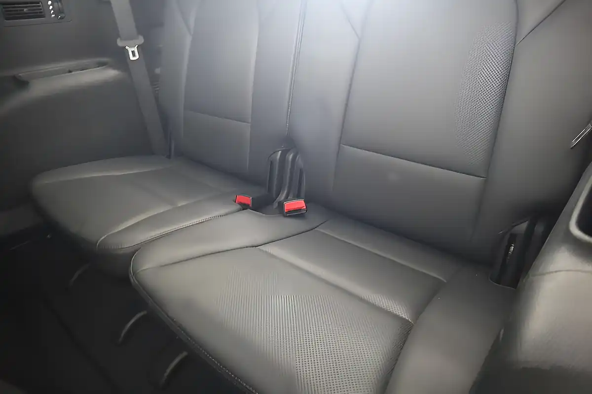 Used 2015 Hyundai Santa Fe Premium Se Silver - Interior and Exterior details 13