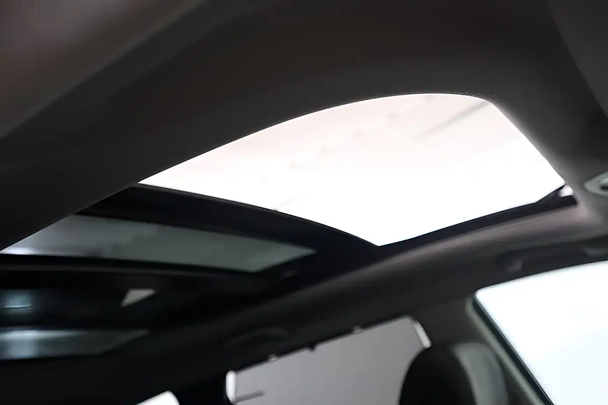 Used 2015 Hyundai Santa Fe Premium Se Silver - Interior and Exterior details 20