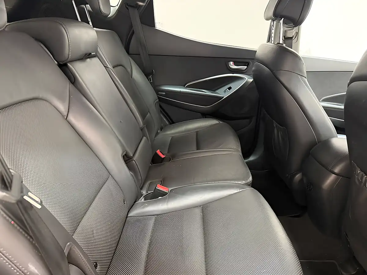 Used 2015 Hyundai Santa Fe Premium White - Interior and Exterior details 17
