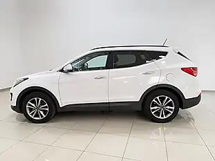 Used 2015 Hyundai Santa Fe Premium White - Interior and Exterior details 5