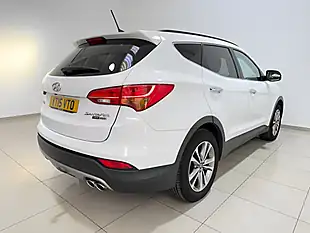 Used 2015 Hyundai Santa Fe Premium White - Interior and Exterior details 8