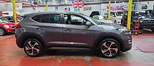 Used 2015 Hyundai Tucson Blue Drive Premium Grey - Interior and Exterior details 4