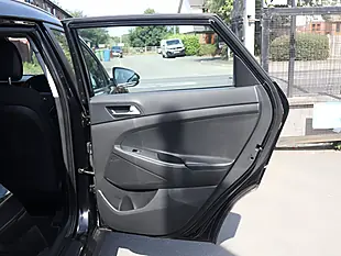 Used 2015 Hyundai Tucson Se Nav Black - Interior and Exterior details 14