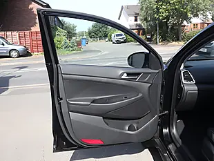 Used 2015 Hyundai Tucson Se Nav Black - Interior and Exterior details 15