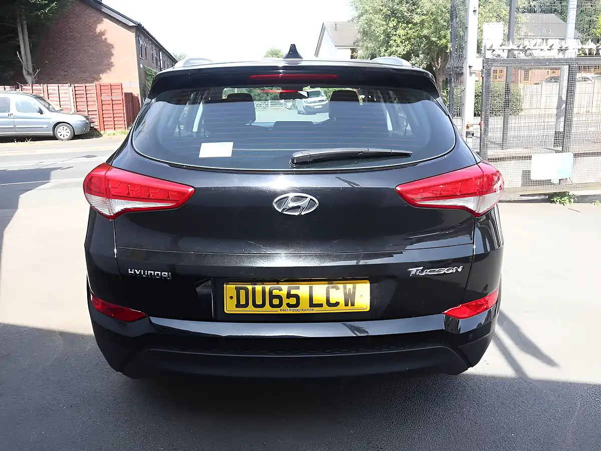 Used 2015 Hyundai Tucson Se Nav Black - Interior and Exterior details 5