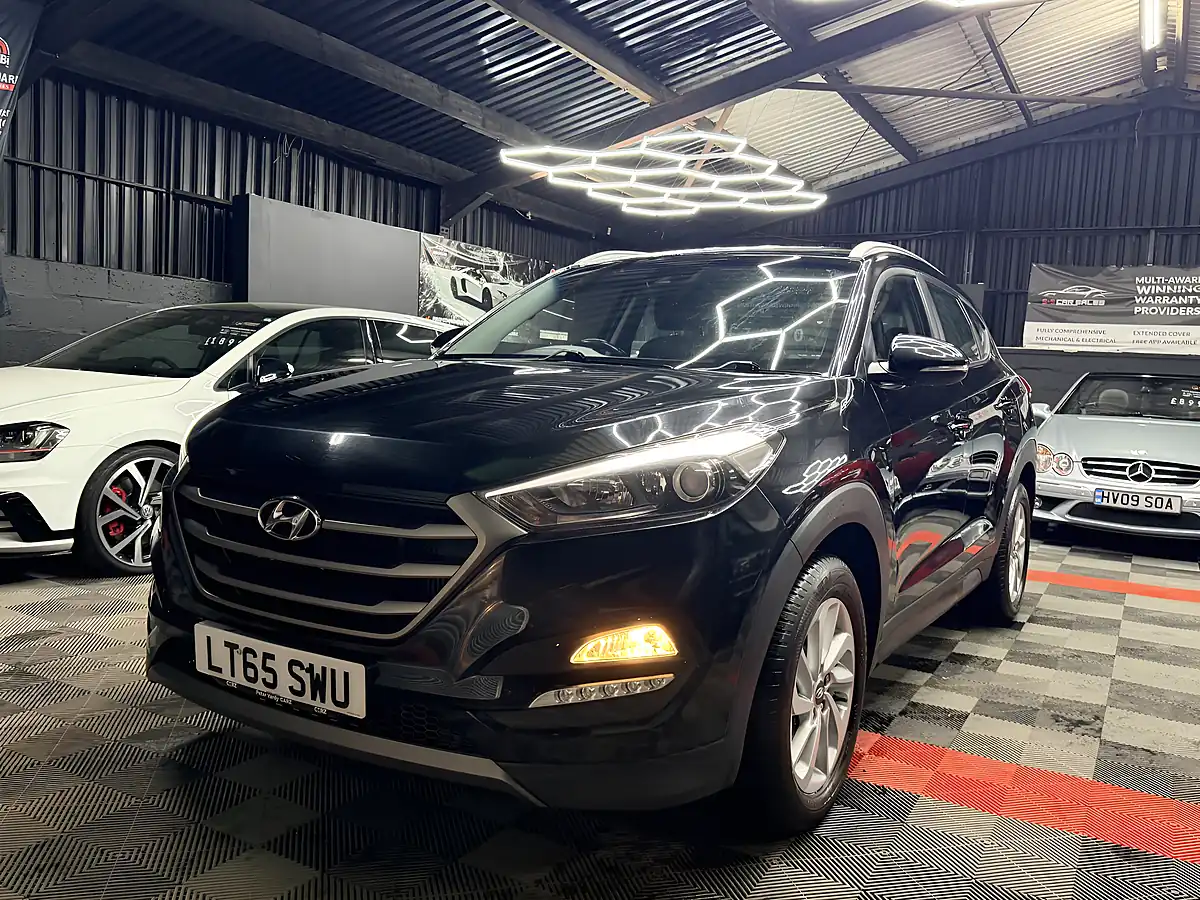 Used 2015 Hyundai Tucson Se Nav Black - Interior and Exterior details 11