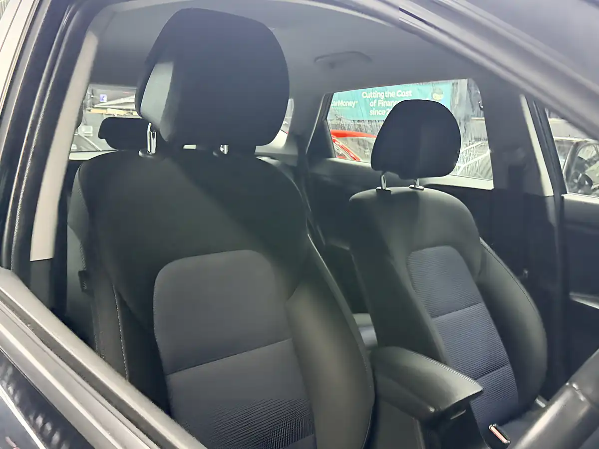 Used 2015 Hyundai Tucson Se Nav Black - Interior and Exterior details 13