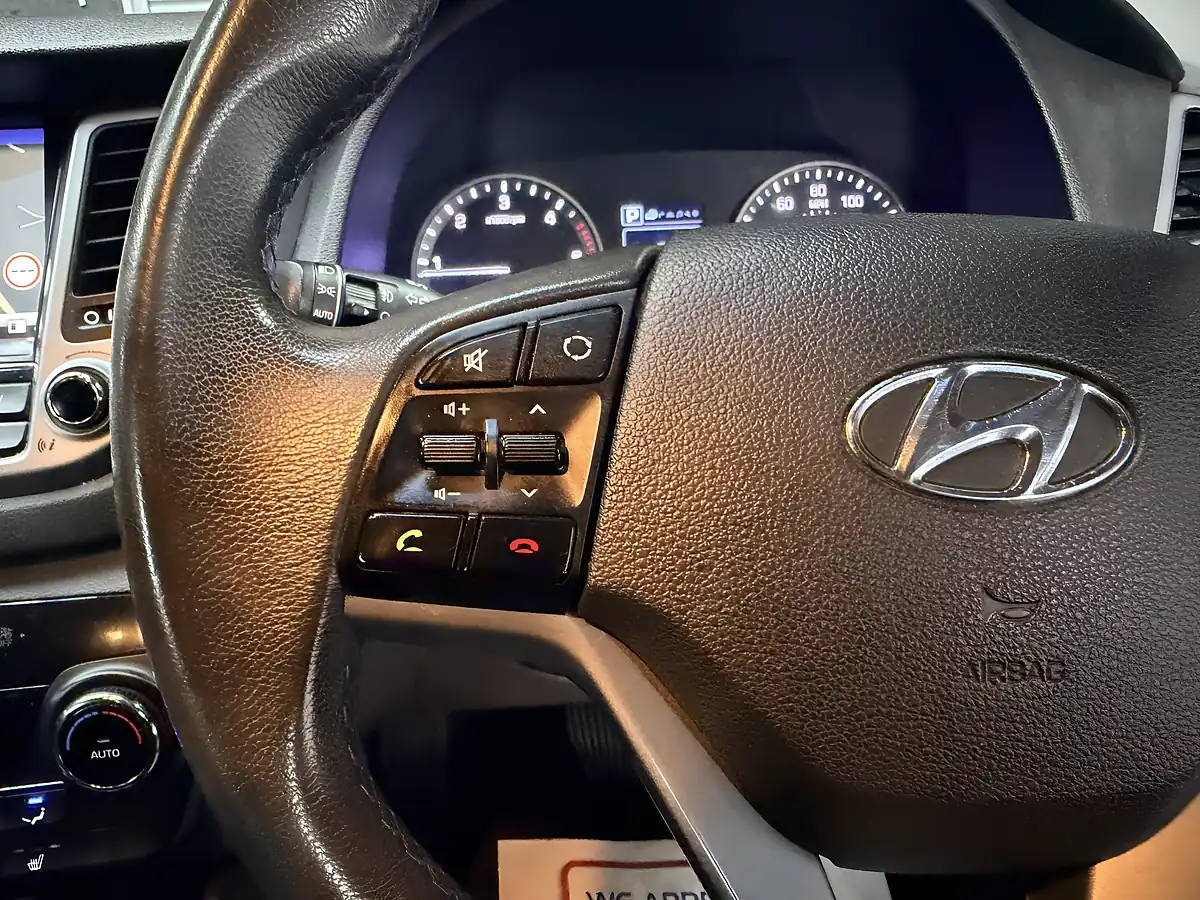 Used 2015 Hyundai Tucson Se Nav Black - Interior and Exterior details 15