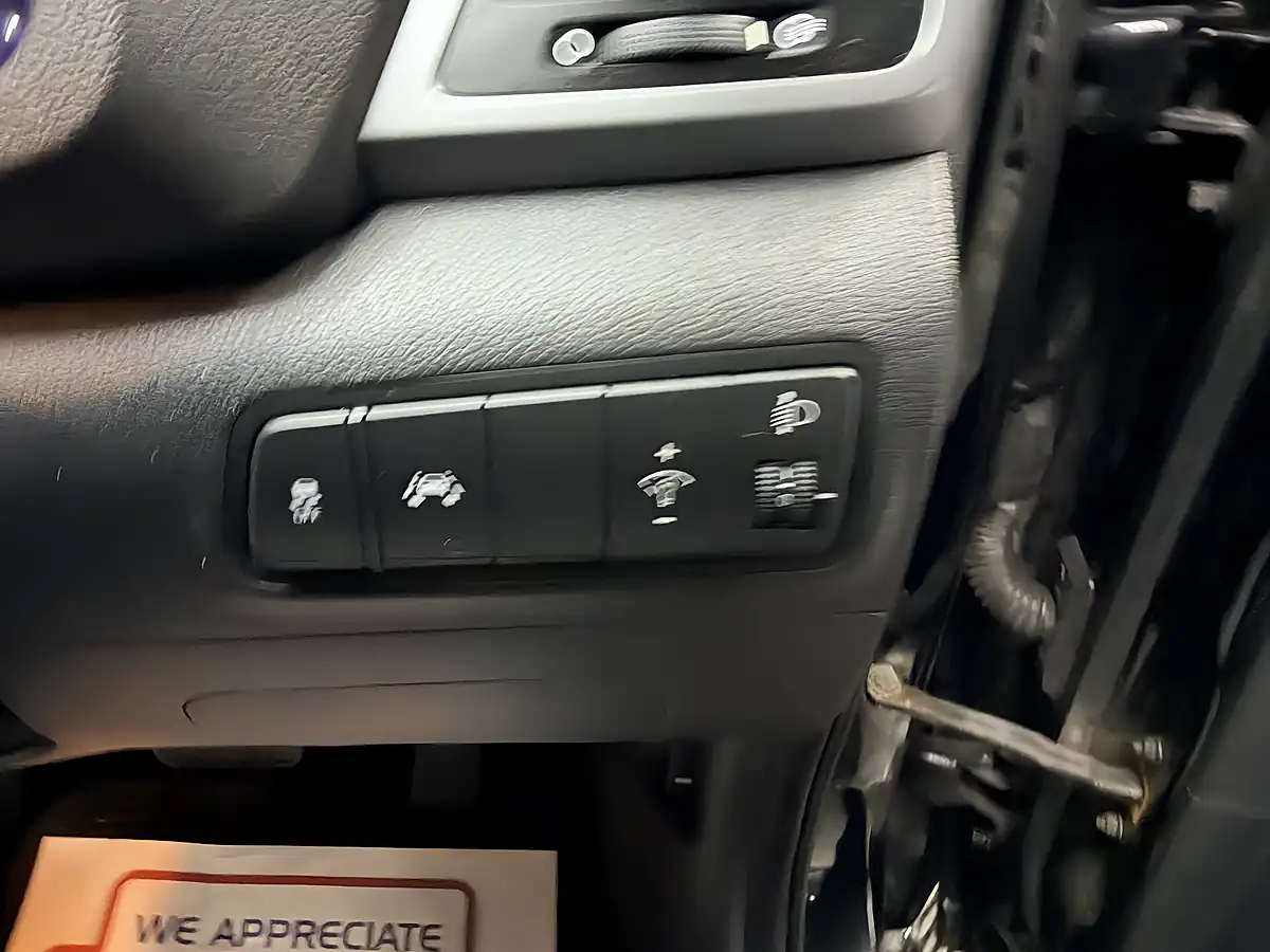 Used 2015 Hyundai Tucson Se Nav Black - Interior and Exterior details 16