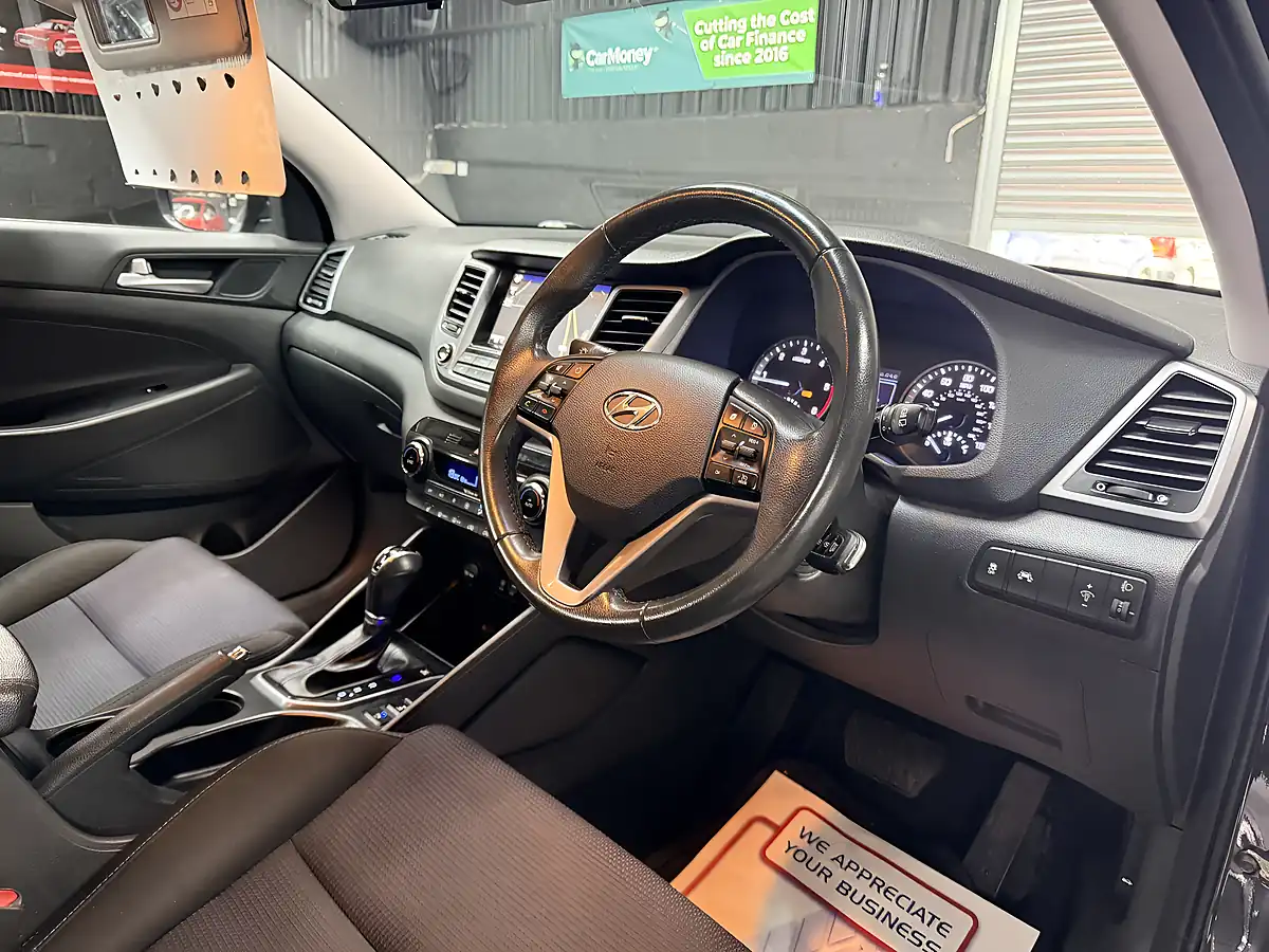 Used 2015 Hyundai Tucson Se Nav Black - Interior and Exterior details 18