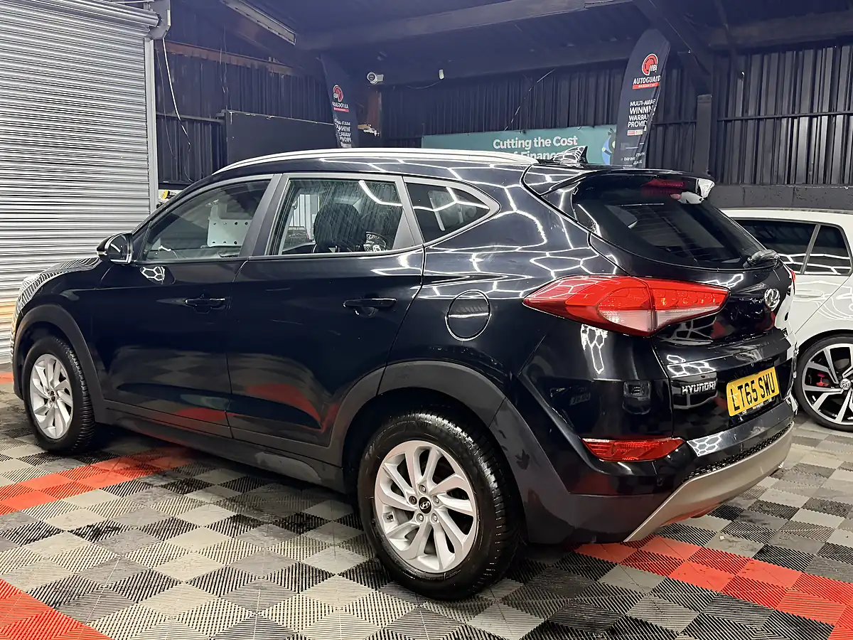 Used 2015 Hyundai Tucson Se Nav Black - Interior and Exterior details 5