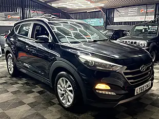 Used 2015 Hyundai Tucson Se Nav Black - Interior and Exterior details 9