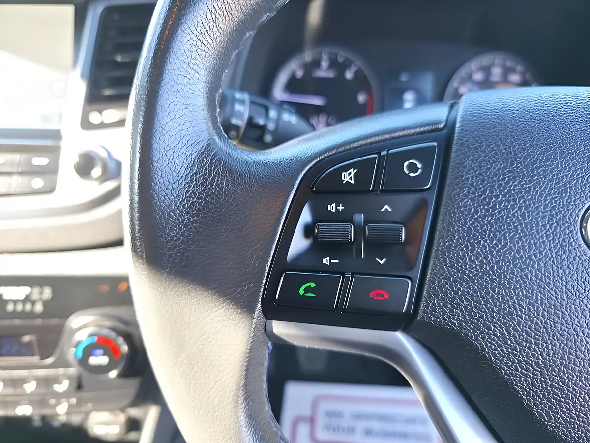 Used 2015 Hyundai Tucson Se Nav Grey - Interior and Exterior details 10