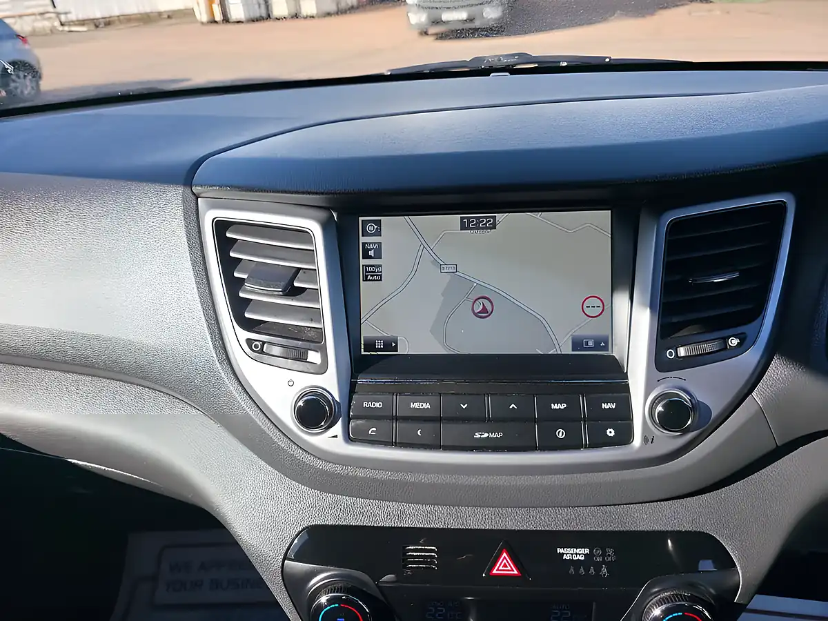 Used 2015 Hyundai Tucson Se Nav Grey - Interior and Exterior details 14