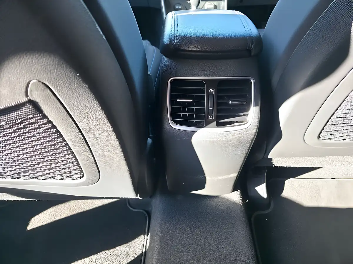 Used 2015 Hyundai Tucson Se Nav Grey - Interior and Exterior details 15